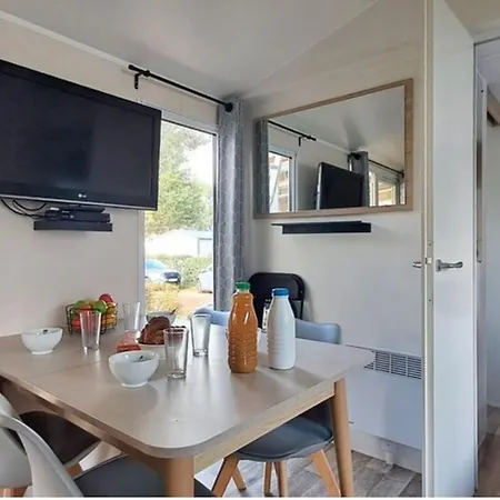 Les Pins Dores- F125s - Clim- Animaux- 4 *