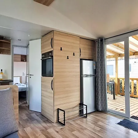 Les Pins Dores- F125s - Clim- Animaux- 4 مكان تخييم سان جان دي مونت